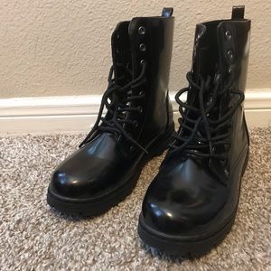 Dirty Laundry black lace up boots